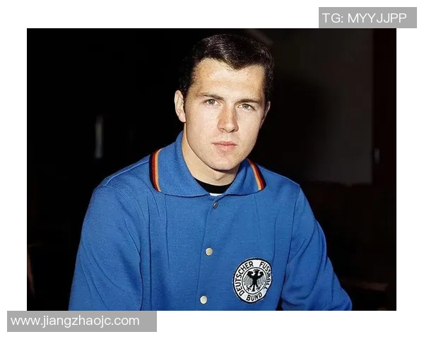 德国足球明星的传奇之路：从贝肯鲍尔到诺伊尔的辉煌历程